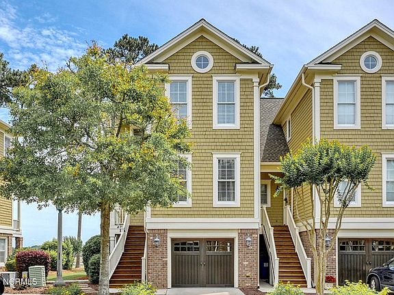 3rd image of 494 River Bluff Drive SW Unit 1