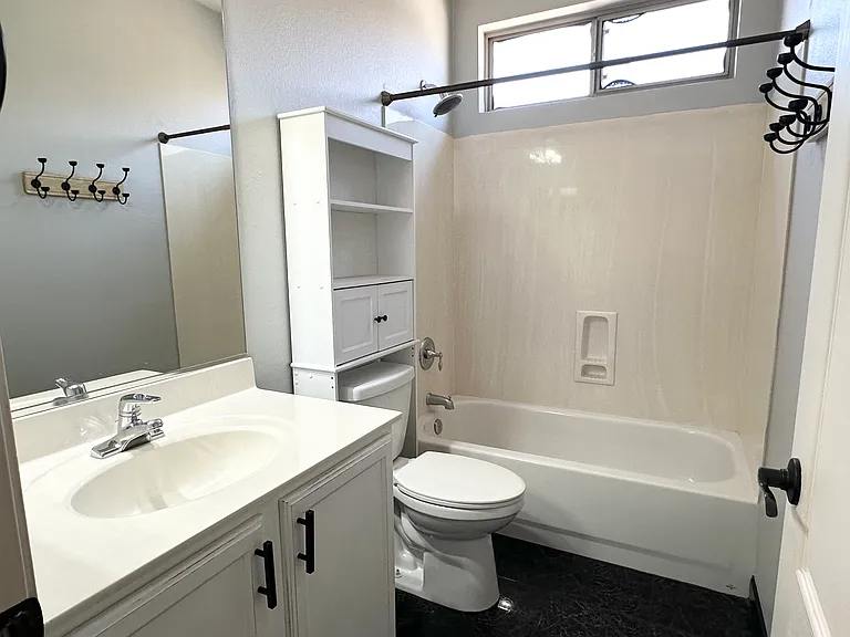 2811 E Tyson St — Photo 18