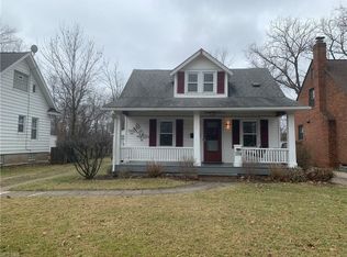 2352 Ashurst Rd, University Heights, OH 44118