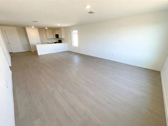 3rd image of 3728 Los Cabos Dr
