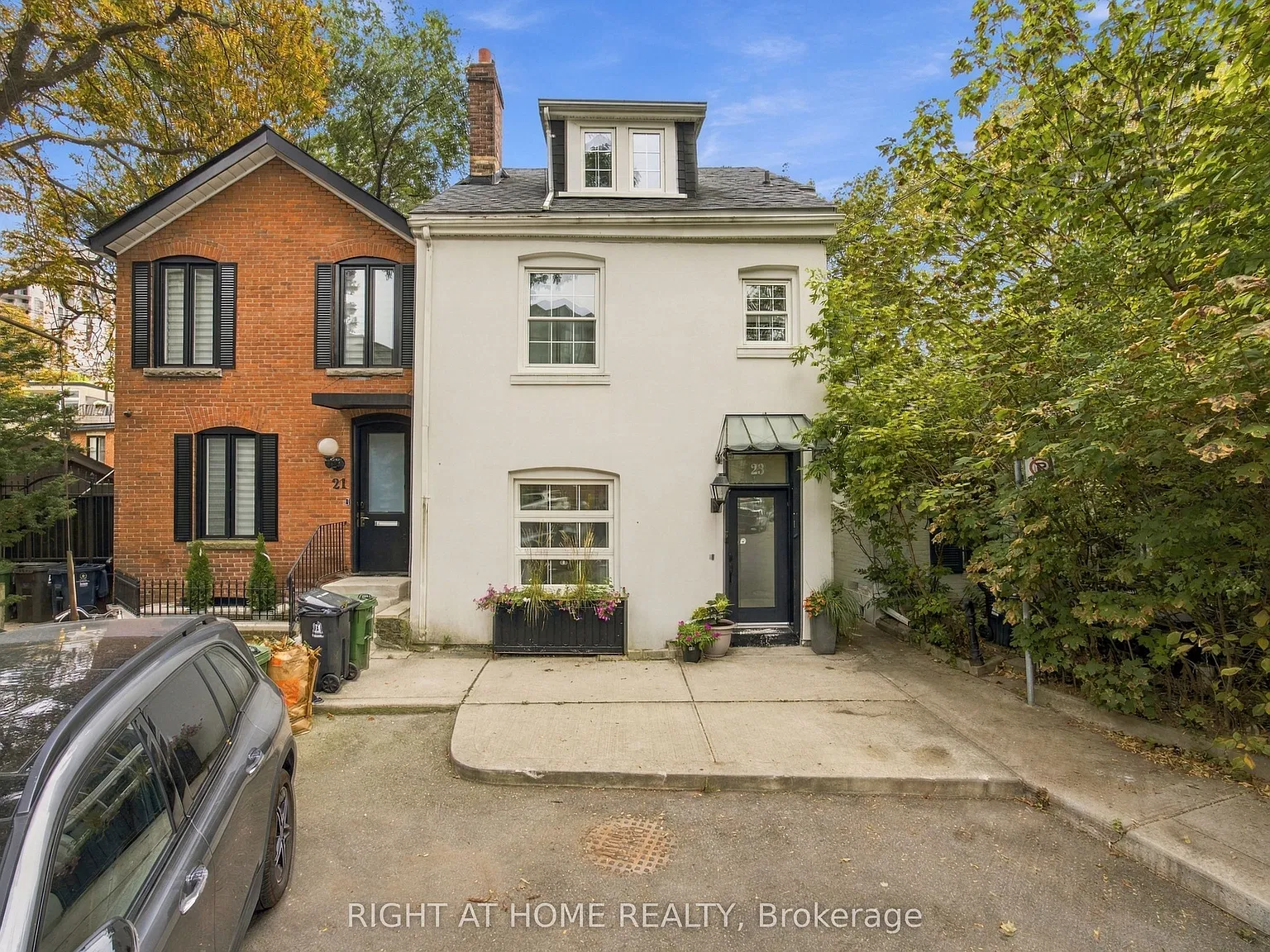 3 bed, $6,450 — Photo 1