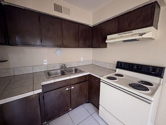 4th image of 1751 E Virginia Ave #1
