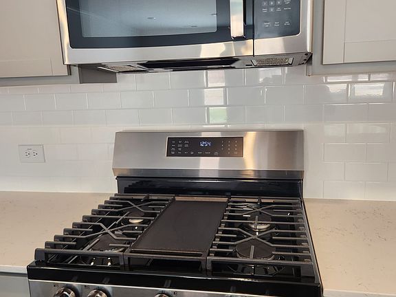 4th image of 284 Marelli Dr