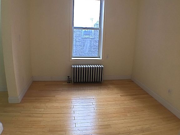 2nd image of 146 E 19th St APT 3D