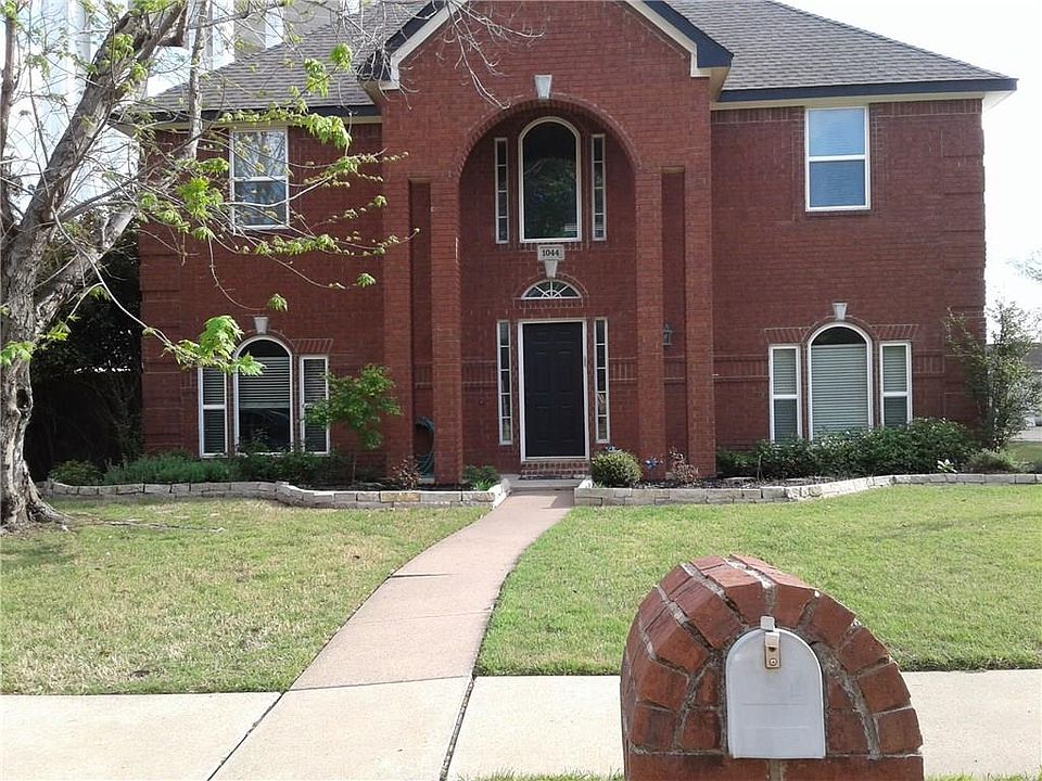 1st image of 1044 Cassion Dr