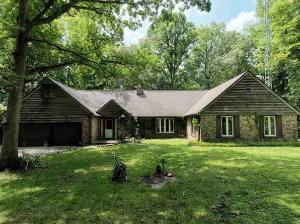6167 E Woodhaven Ct, Monticello, IN 47960
