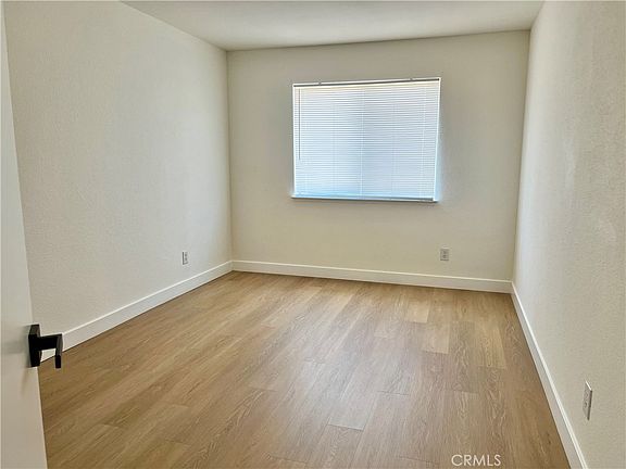 4th image of 44333 Albeck Ave