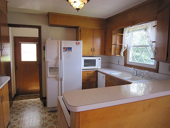 kitchen (flooring is updated and no longer orange