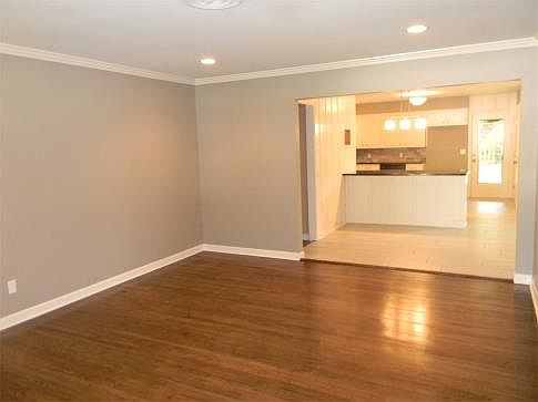 5th image of 1716 Hilltop Dr