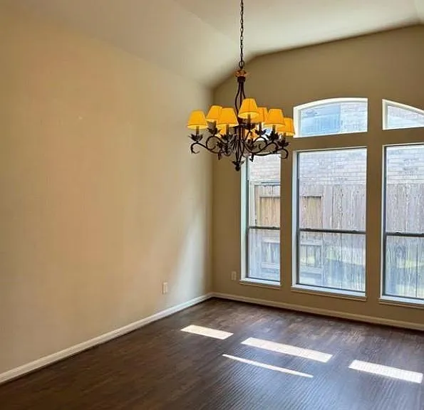 27926 Barberry Banks Ln — Photo 7