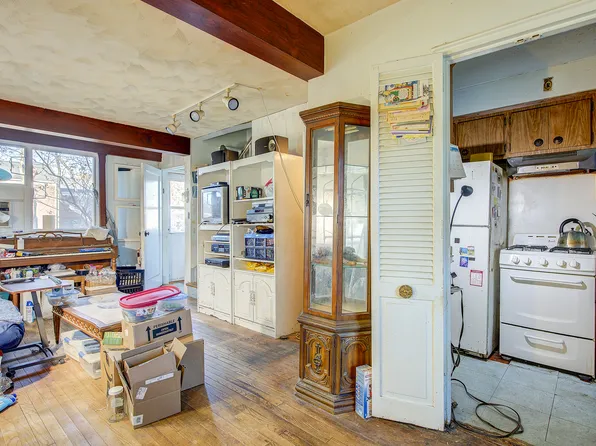 216-76 68th Avenue image 7 of 19