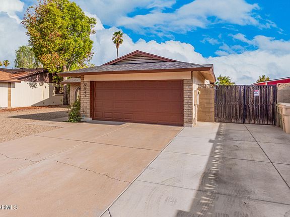 2nd image of 5547 W MURIEL Drive