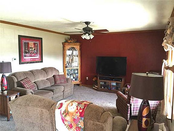 3rd image of 114 Westwood Ct