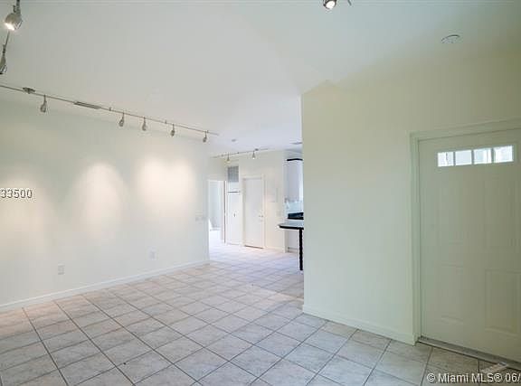 3rd image of 710 Michigan Ave APT 3