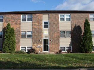 1502 Northbrook Dr, Normal, IL 61761