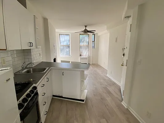 Rented by Performing Assets Corp | media 1