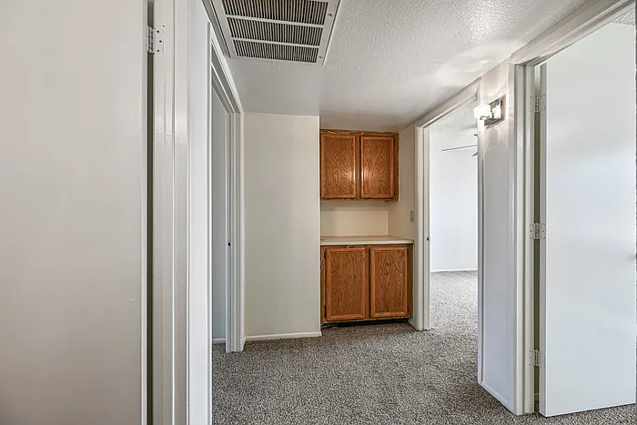 11102 W Turney Ave — Photo 18