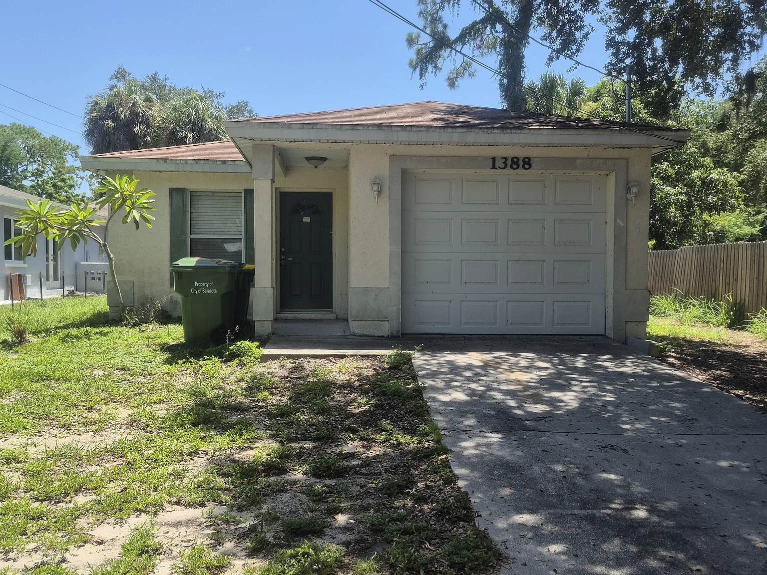 3 bed, 1200 sqft, $2,000 — Photo 1
