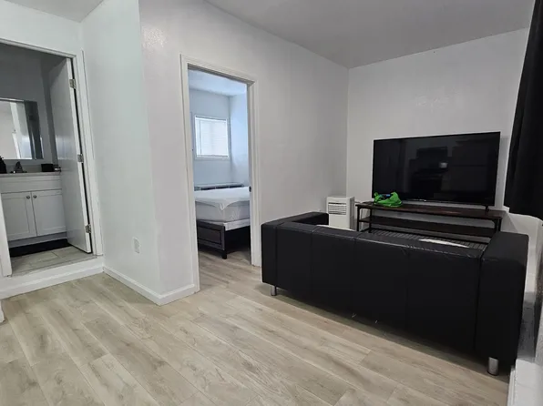 456 Linnell Ave #B, San Leandro, CA 94578