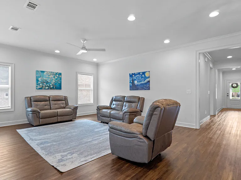 2451 Vesta Dr — Photo 10