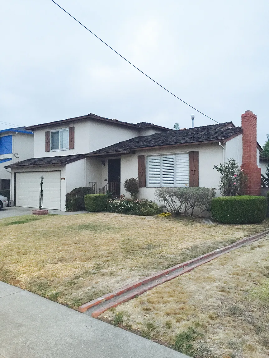 21142 Aspen Ave photo 1