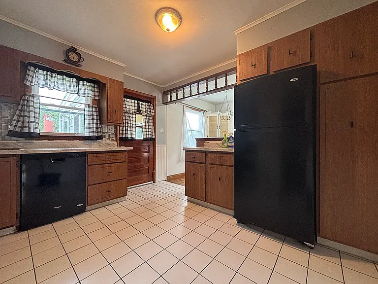 36 Deepwood Dr — Photo 5