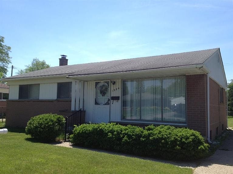 1st image of 1924 Mary Catherine St