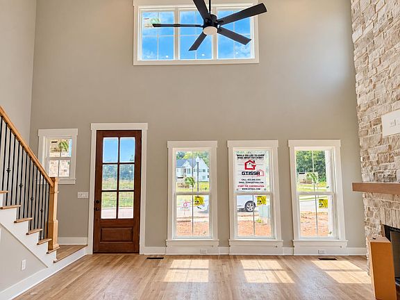 3rd image of 3139 Grassland Cir #25