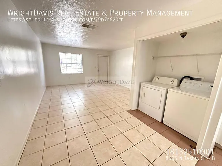 8505 N Tampa St #B — Photo 4