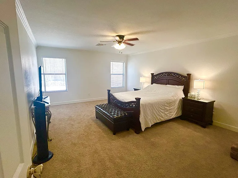 1722 W Amberwood Dr — Photo 9