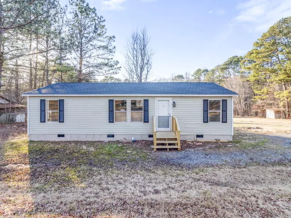 47 Stan Ln, Tunnel Hill, GA 30755