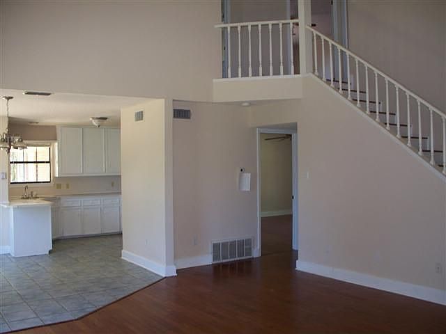 2nd image of 1208 Donna St