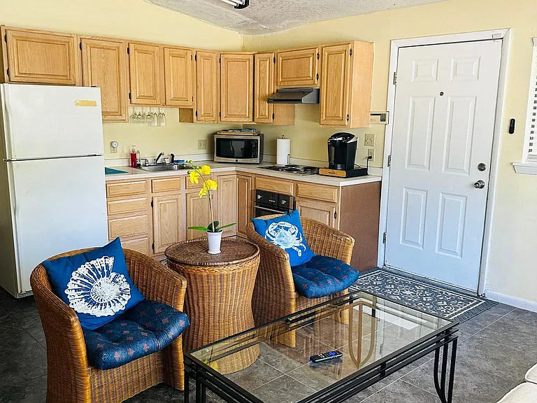 1003 Bernice Rd #A — Photo 18
