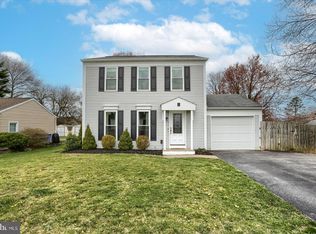 2 Bayberry Dr, Mechanicsburg, PA