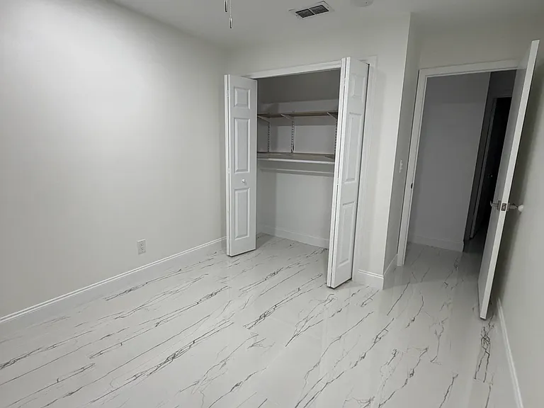 1020 Willa Lake Cir — Photo 25
