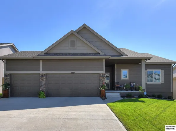 18805 Briar St, Omaha, NE 68136