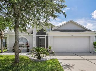 7350 Parkersburg Dr, Wesley Chapel, FL 33545