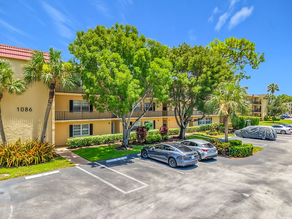 1st image of 1087 Forest Lakes Dr APT 102