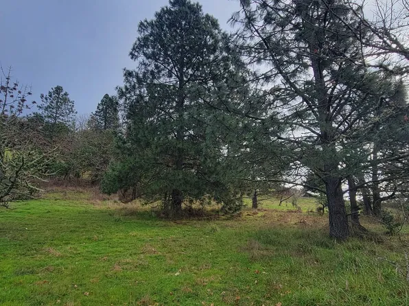 SE Ardis Avenue 8 #6-7-9, Myrtle Creek, OR 97457