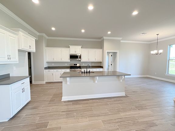 Klein III A - Kitchen - DSLD Homes