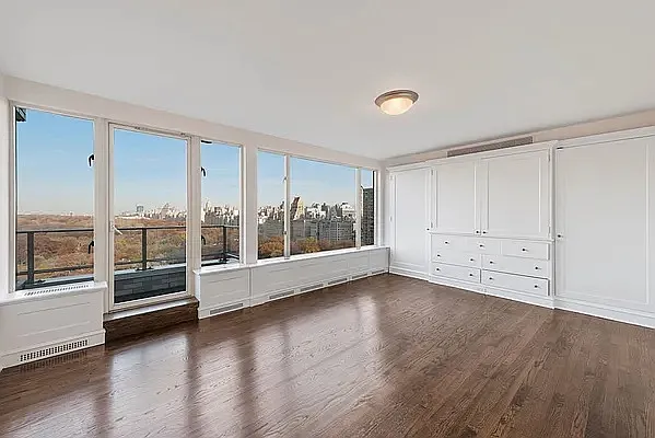 Rented by essential NEW YORK Real Estate | media 53