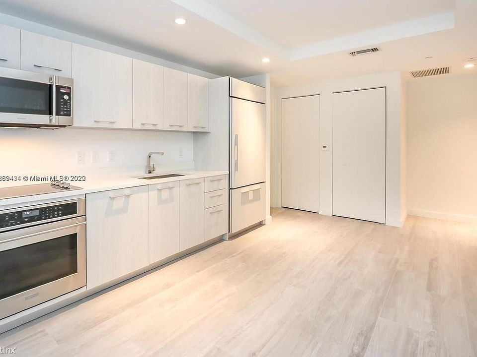 1st image of 45 SW 9th St APT 2409