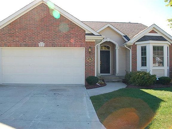 5th image of 1208 Creek View Ct