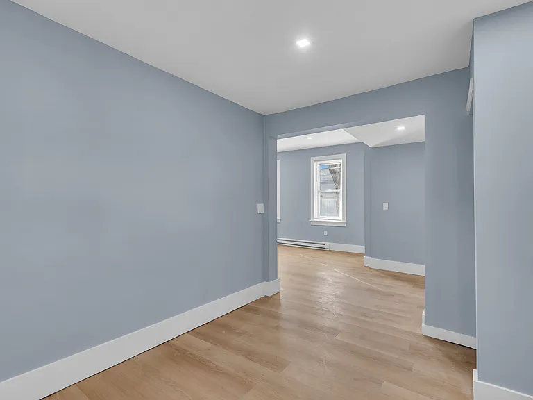 542 Miller Ave #1 — Photo 8