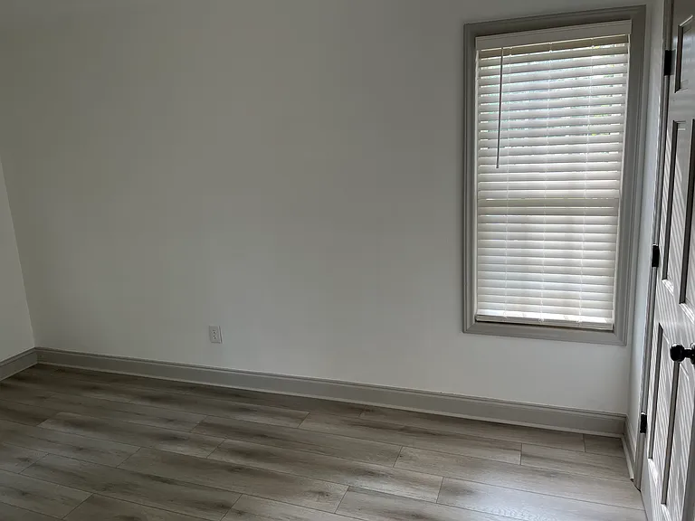 6141 Hanna Ct — Photo 11