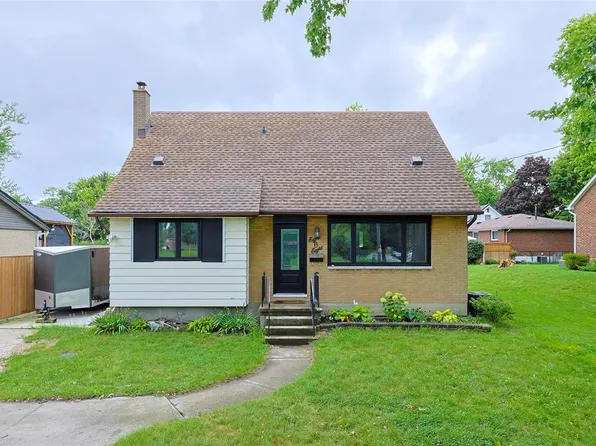 808 Rosedale Ave, Sarnia, ON N7V 2A3