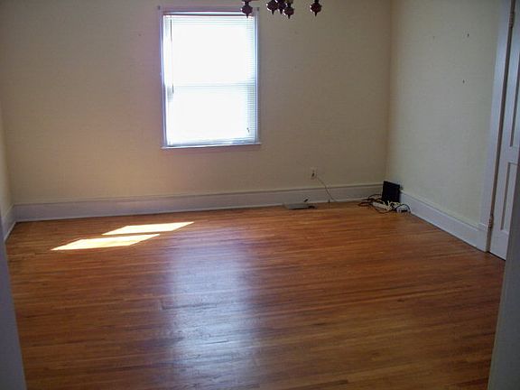 3rd image of 120 Northwest Blvd