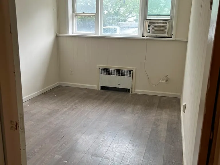 38 Edison St #3 — Photo 4