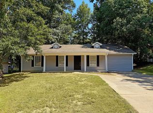 105 Beth Cir, Hattiesburg, MS 39402