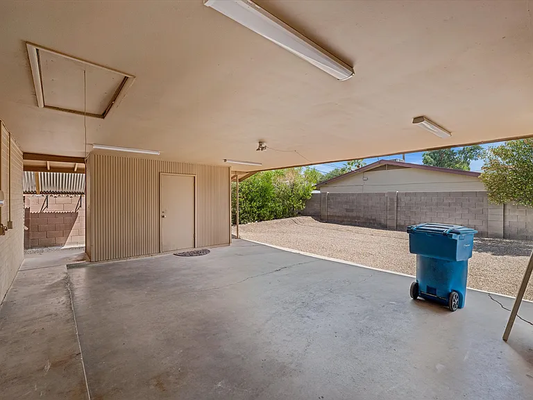 4819 E Cambridge Ave #1 — Photo 35